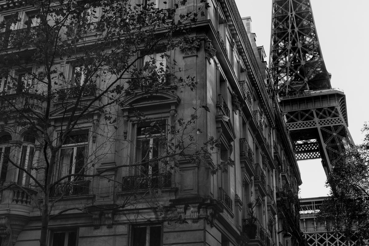photo-wallpaper-eiffel-tower-street