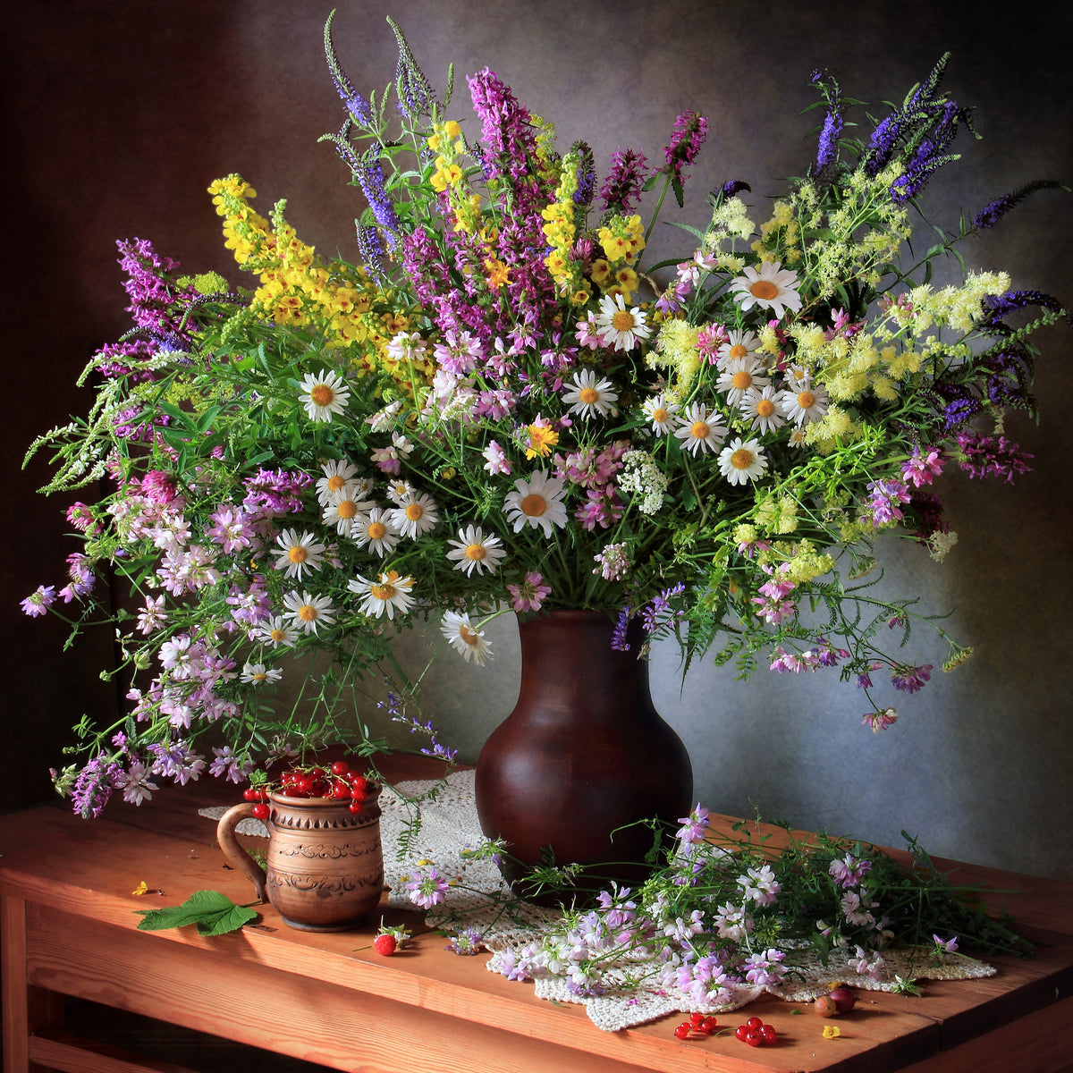 photo-wallpaper-still-life-with-wildflowers-and-berries-x