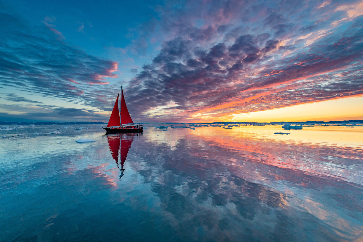 photo-wallpaper-red-sailboat-sunset-reflection