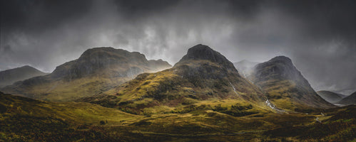 photo-wallpaper-three-sisters-of-glencoe-beneath-brooding-rain-clouds
