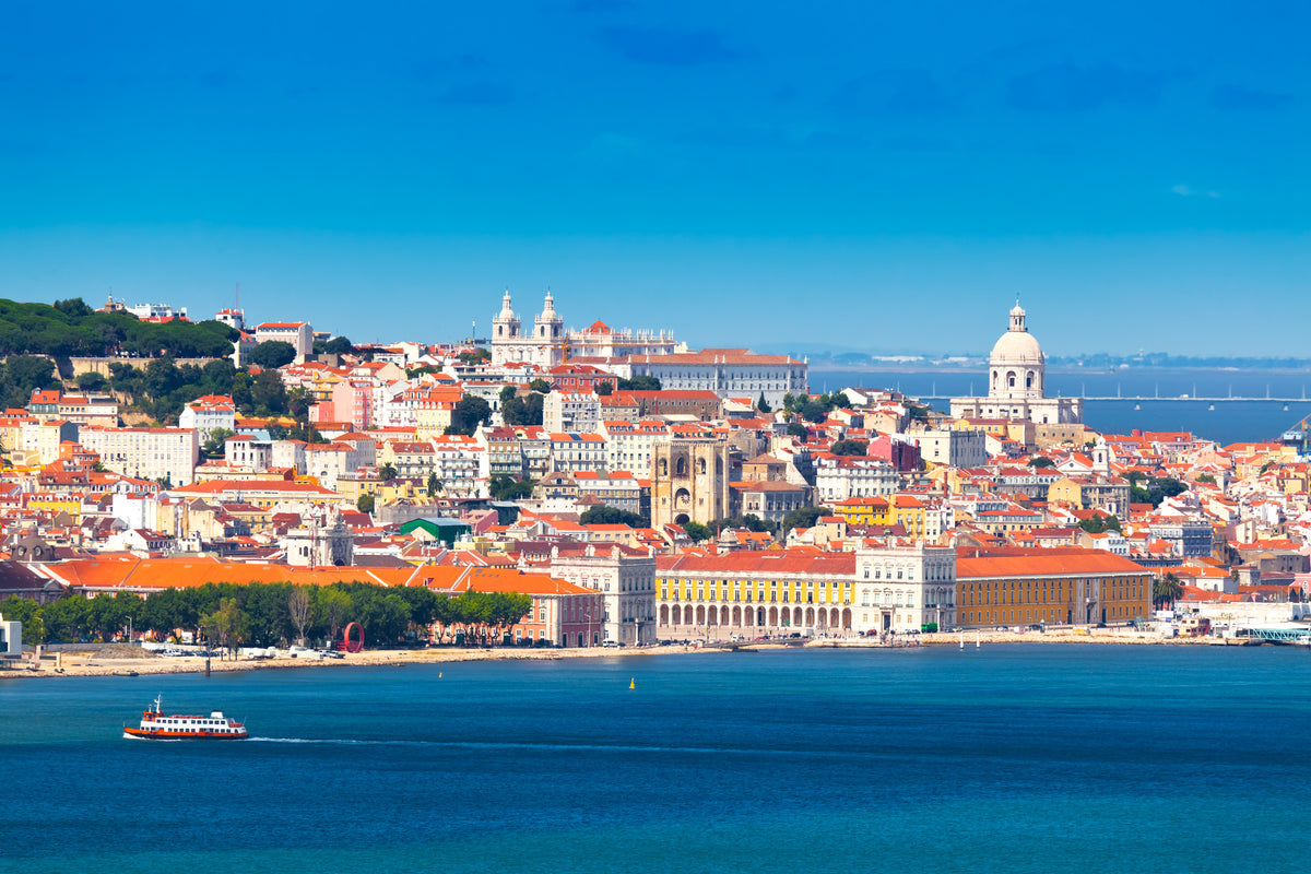 photo-wallpaper-panorama-of-lisbon-portugal