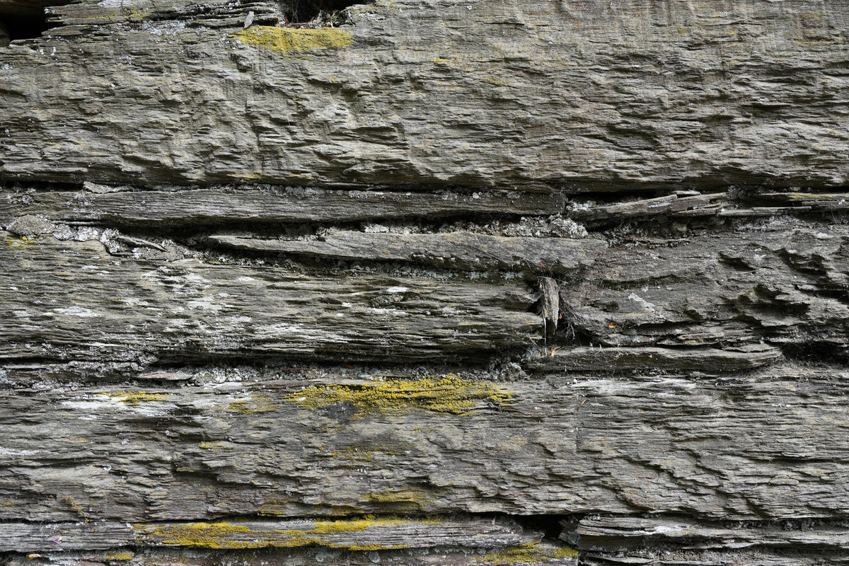 photo-wallpaper-weathered-stone-layers