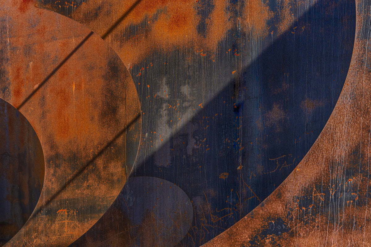 photo-wallpaper-rusty-metal-geometry