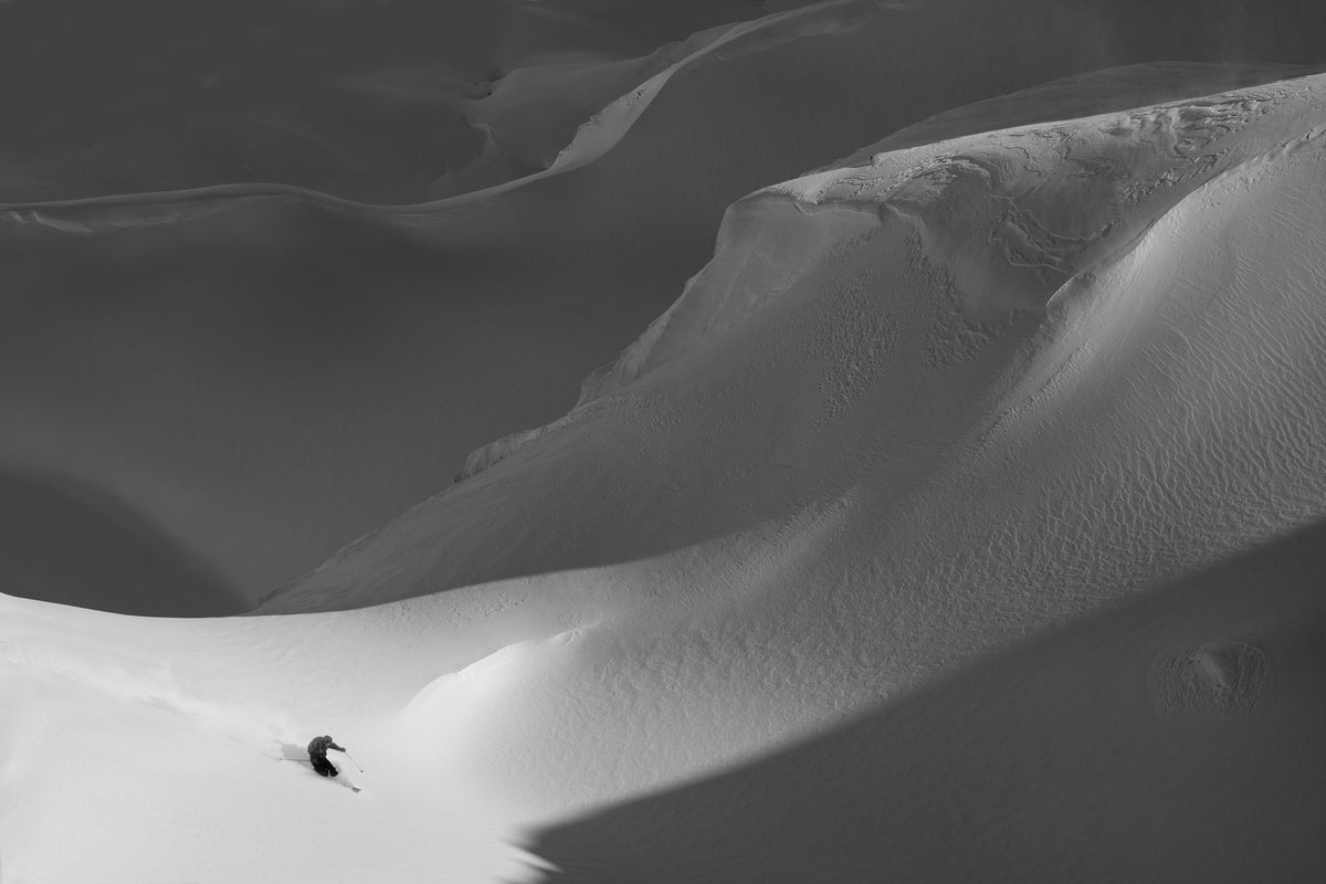 photo-wallpaper-passion-on-tempestuous-ground-x