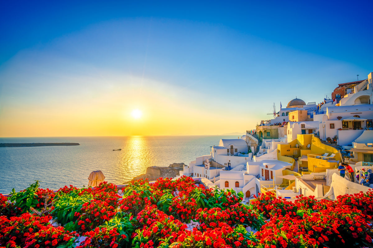 photo-wallpaper-sunset-at-oia-town-santorini-greece