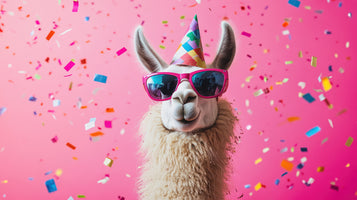 photo-wallpaper-llama-in-pink-sunglasses-and-party-hat-amid-falling-confetti