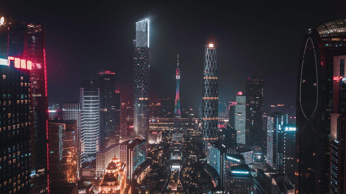 photo-wallpaper-guangzhou-skyline-at-night-with-glowing-skyscrapers