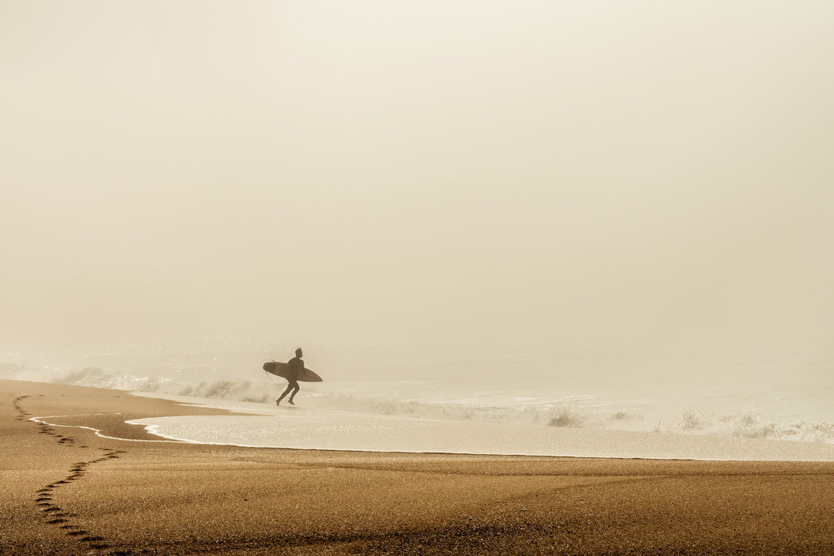 photo-wallpaper-misty-morning-surfer