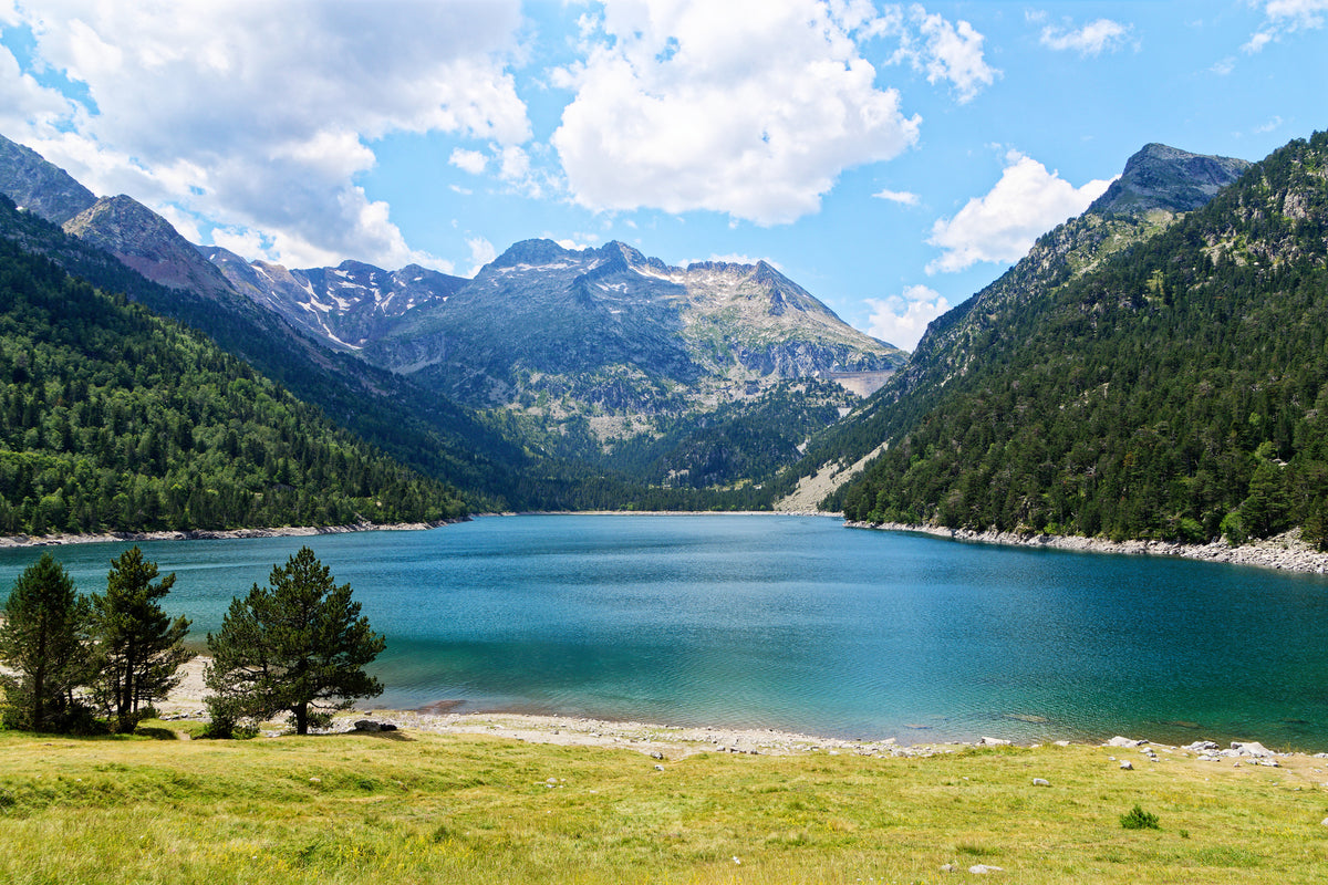 photo-wallpaper-oredon-lake-in-summer-france