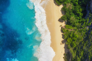 photo-wallpaper-turquoise-surf-on-a-sandy-beach-with-lush-tropical-coastline-from-above