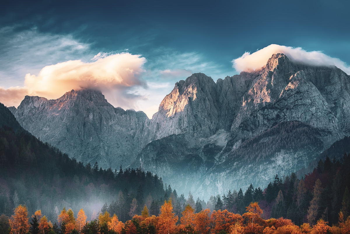 photo-wallpaper-triglav-mountain-peak-at-sunrise