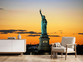 photo-wallpaper-statue-of-liberty-in-the-evening-light