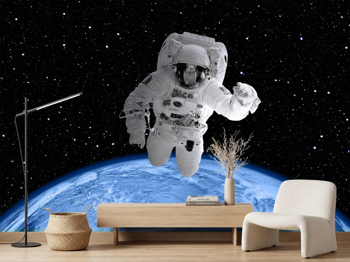 photo-wallpaper-in-the-spacesuit