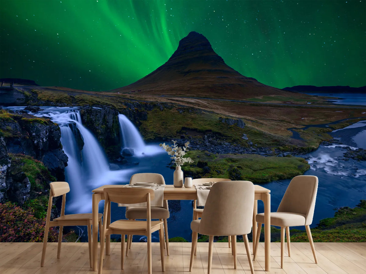 photo-wallpaper-kirkjufell-under-a-boreal-green-sky