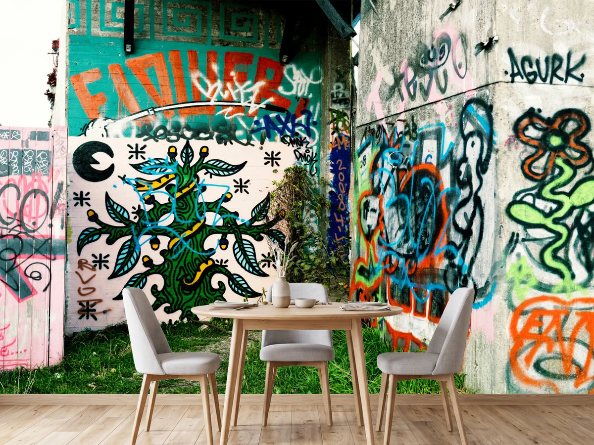 photo-wallpaper-graffiti-in-the-backyard