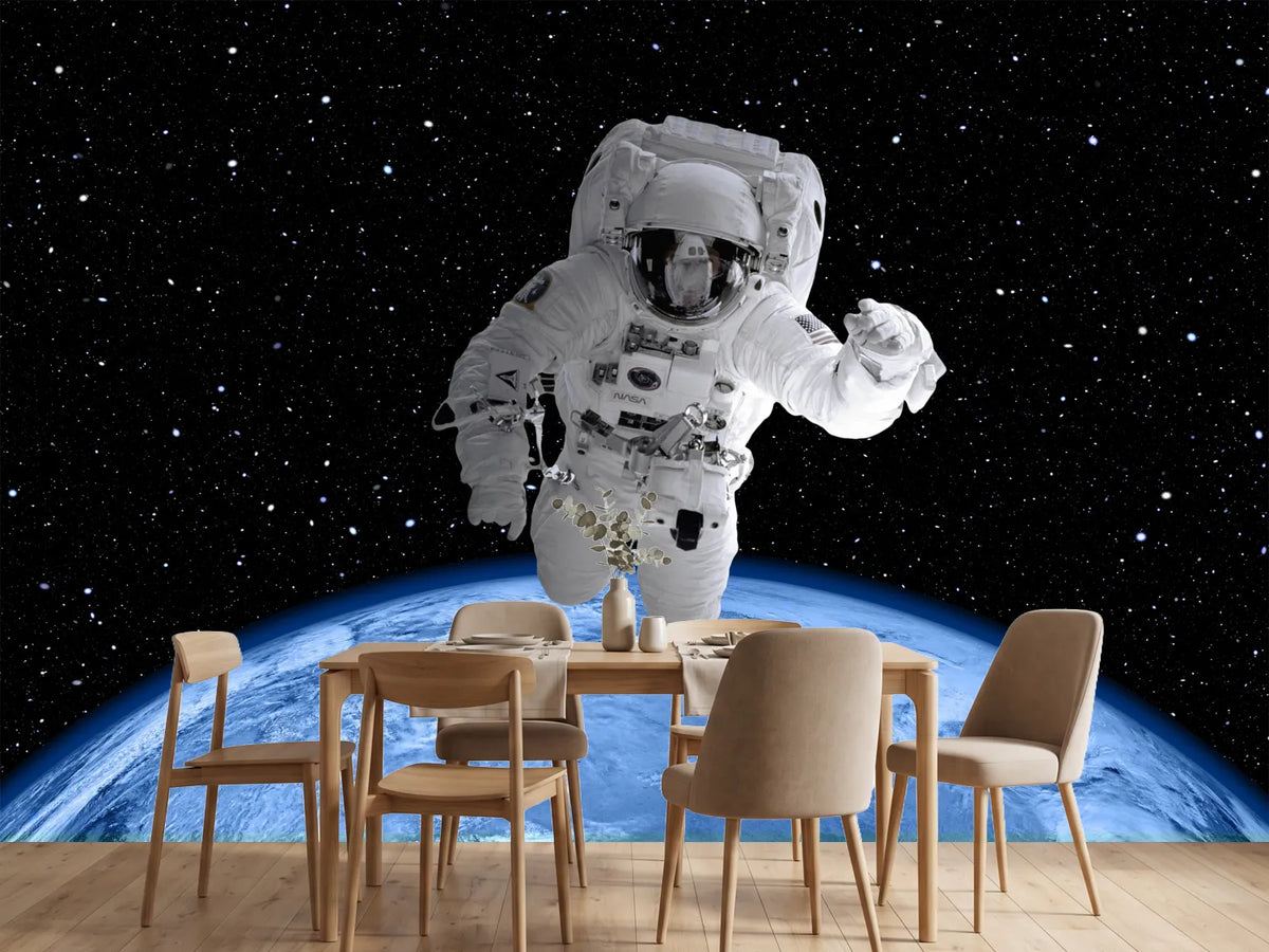 photo-wallpaper-in-the-spacesuit