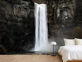 photo-wallpaper-taughannock-falls-plunging-silky-white-down-a-dark-shale-cliff
